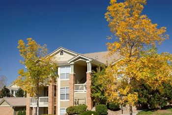 professional on site management at The Bluffs at Highlands Ranch, Highlands Ranch, CO, 80129